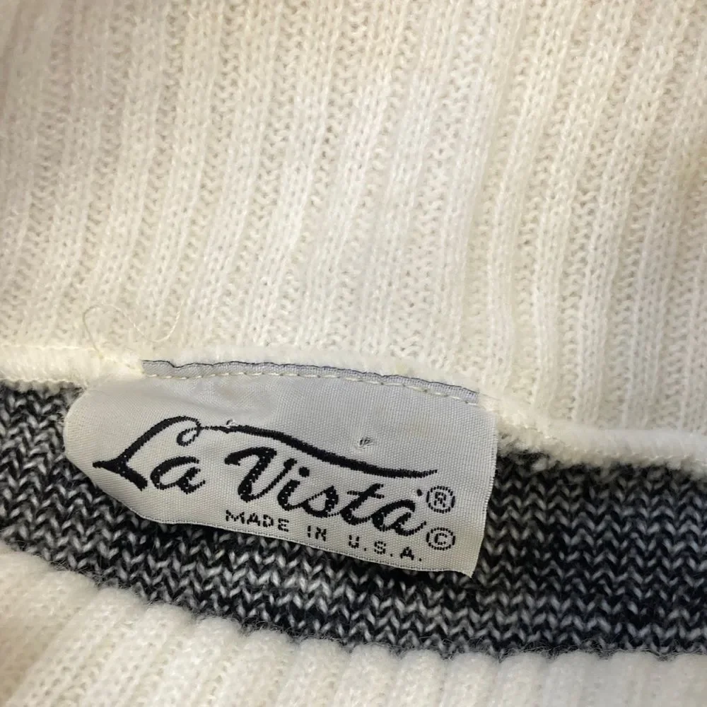 Vintage 80’s La Vista Geometric Black and White Turtle Neck Sweater